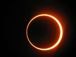 Éclipse Solaire de Nouvelle Lune ! - Divinaroma