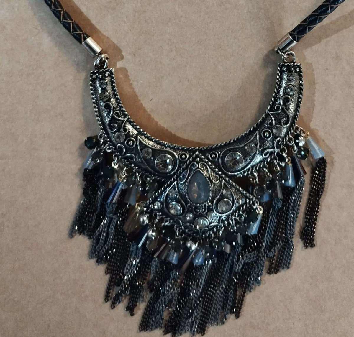 Collier Ethnique éclat de pierre de lune et cristal - Divinaroma