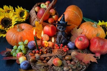 Samhain : La Célébration de la Transition et de la Transformation - Divinaroma